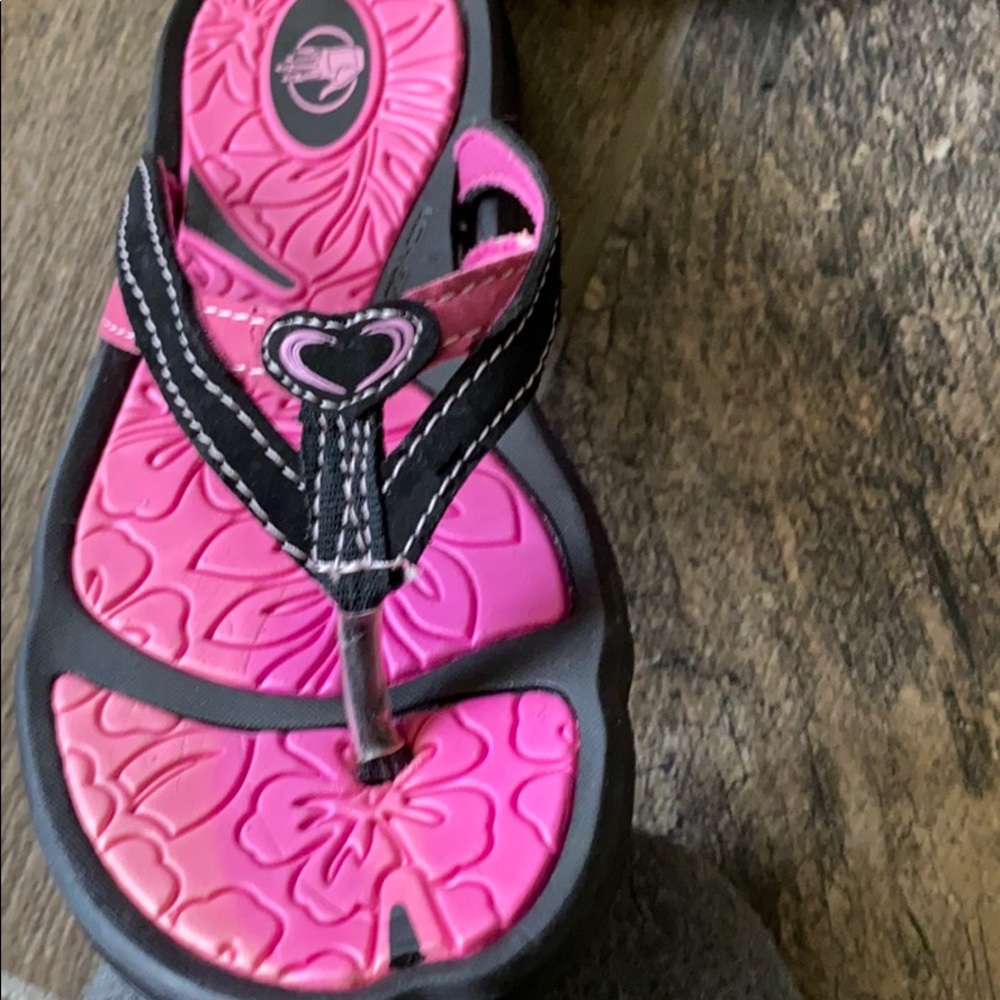 Body Glove NWOT women’s  size 5 Flip flops